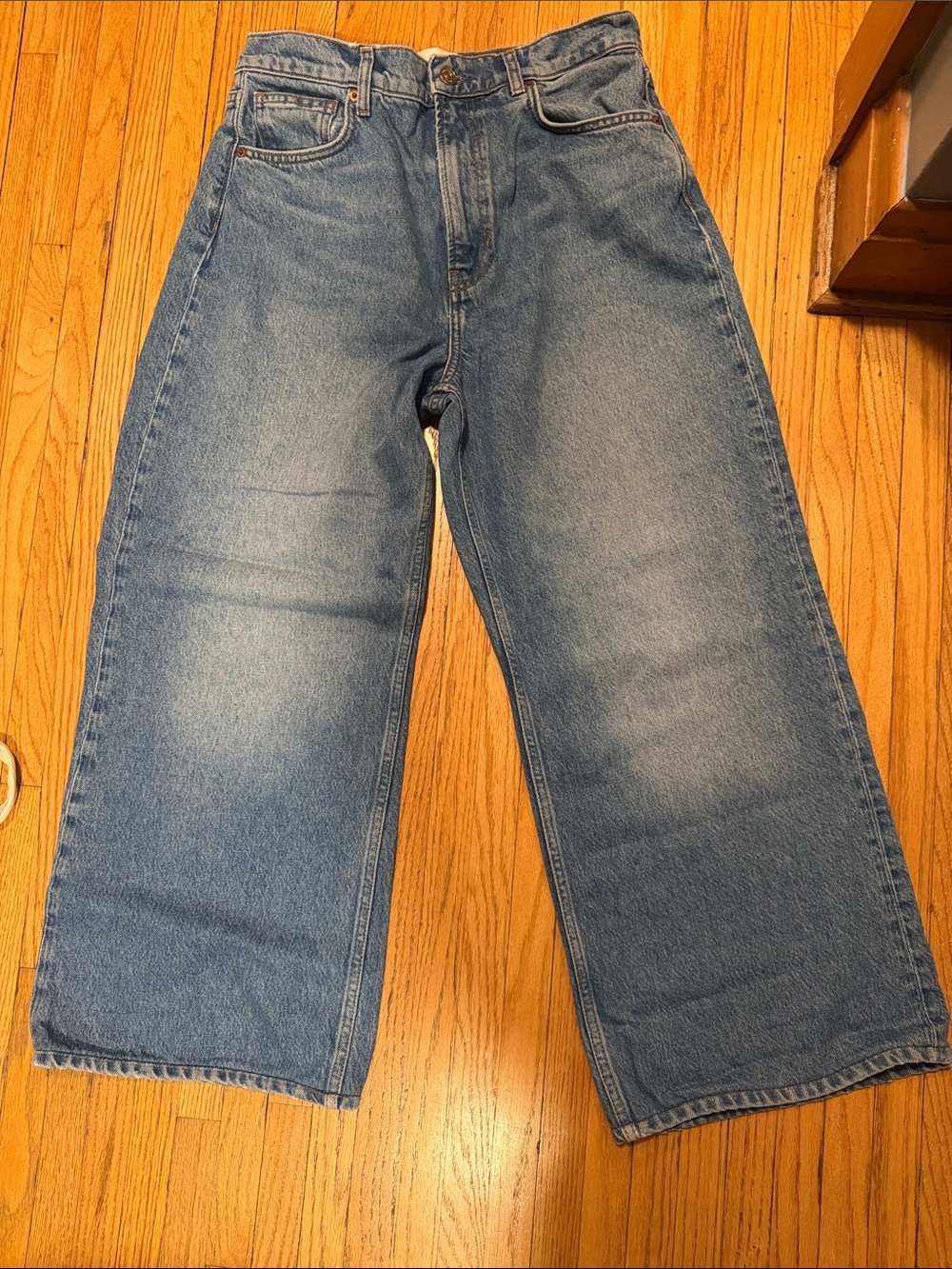 Reformation women’s Cary high rise slouchy Wide-Leg Jeans in Light Blue 29 short